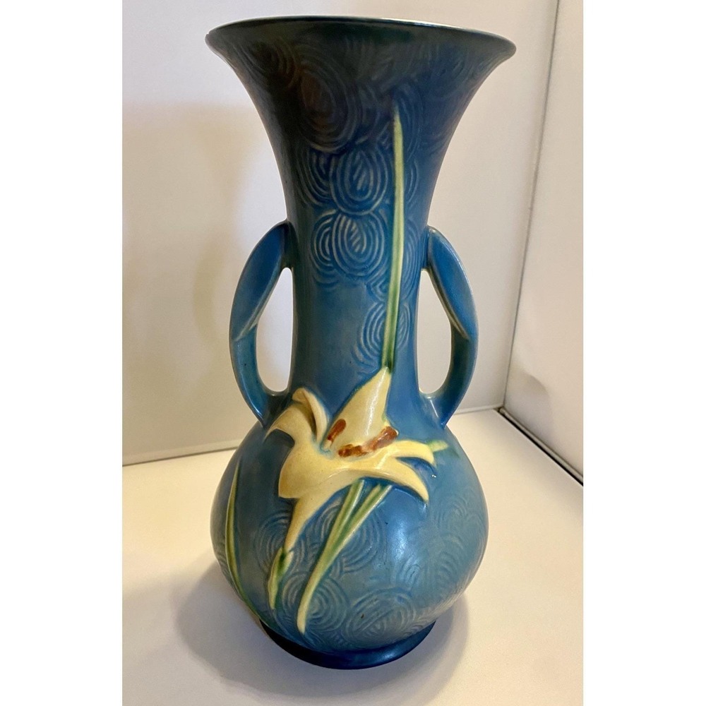 Vintage Roseville Double Handled 12" Zephyr Lily Blue Vase 137-10 AS IS
